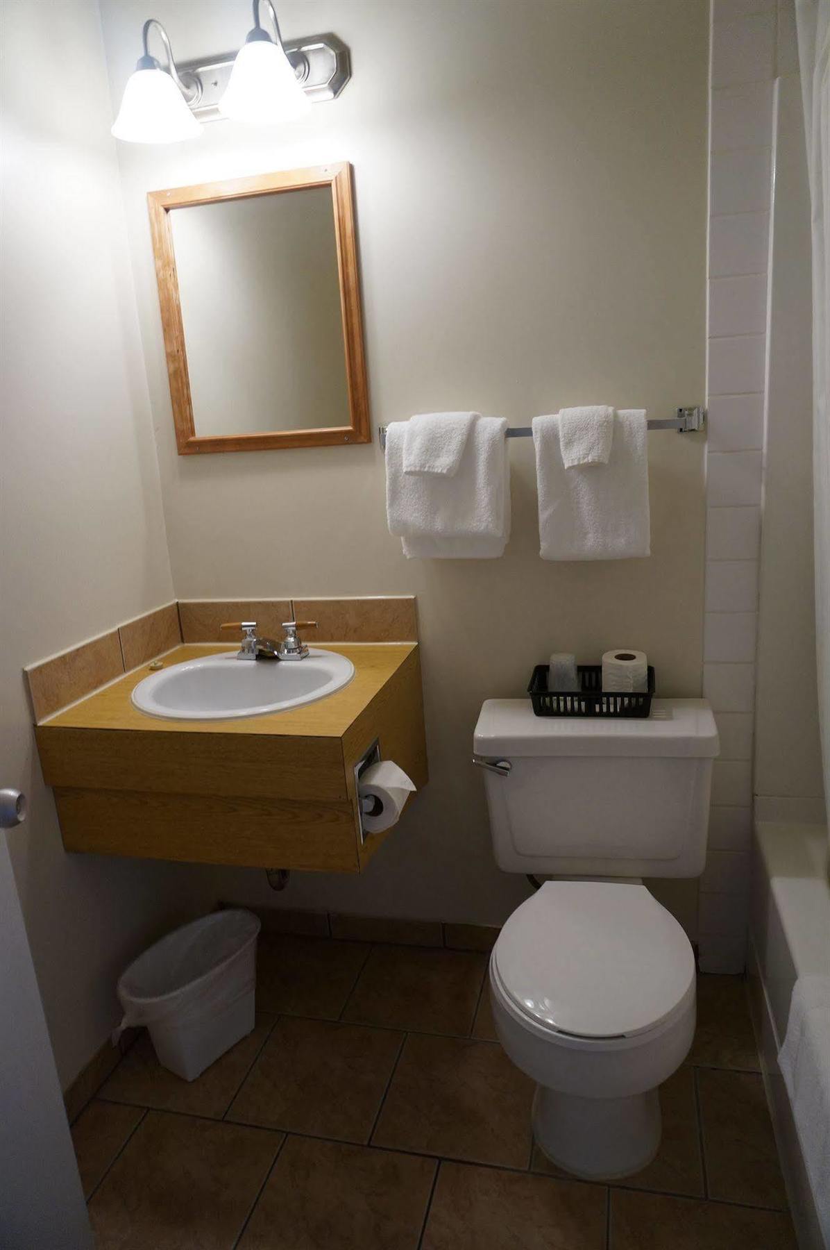 Marine Inn Powell River Εξωτερικό φωτογραφία